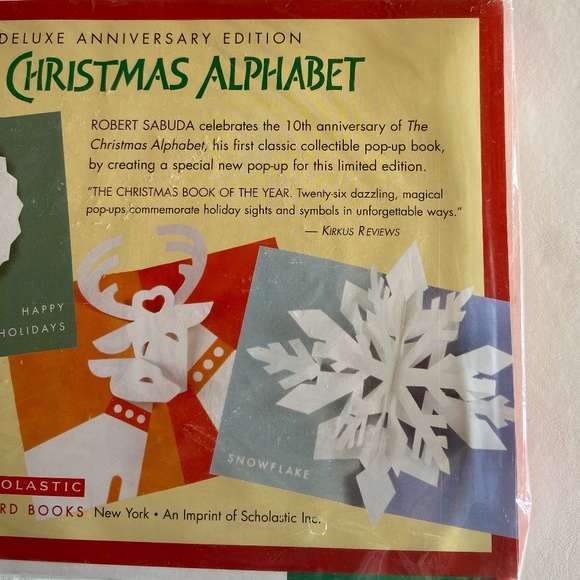 The Christmas Alphabet Deluxe Anniversary. Edition by Robert Sabuda - Picture 3 of 5